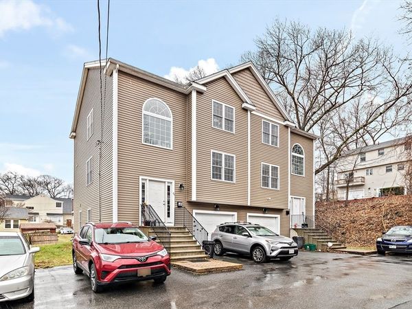 44 Dominion Rd, Worcester, MA 01605