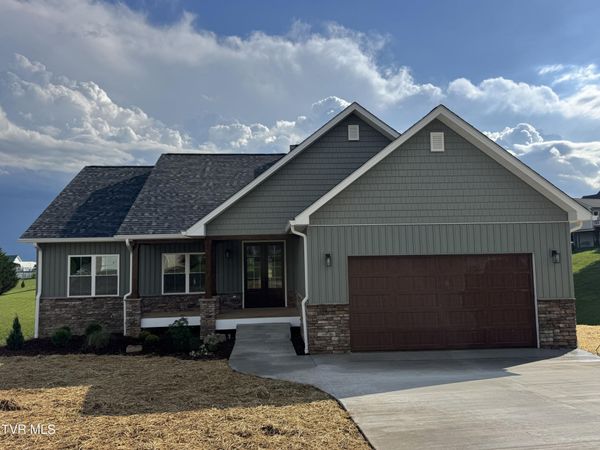 601 Sand Ridge Circle, Jonesborough, TN 37659
