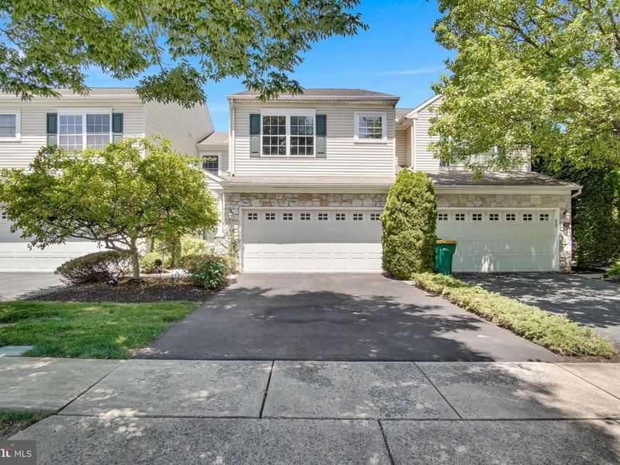 737 Ferris Way, Hershey, PA 17033 Main Photo