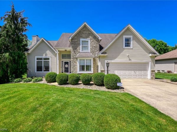 2942 Robert Gary Court, Medina, OH 44256