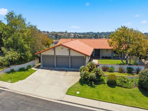 418 Santa Dominga , Solana Beach, CA 92075