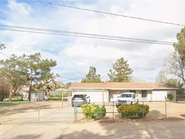 9268 9th , Hesperia, CA 92345