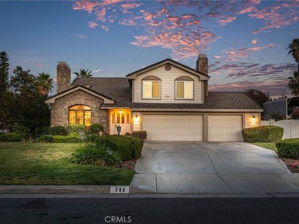 711 Afton Court , Redlands, CA 92374