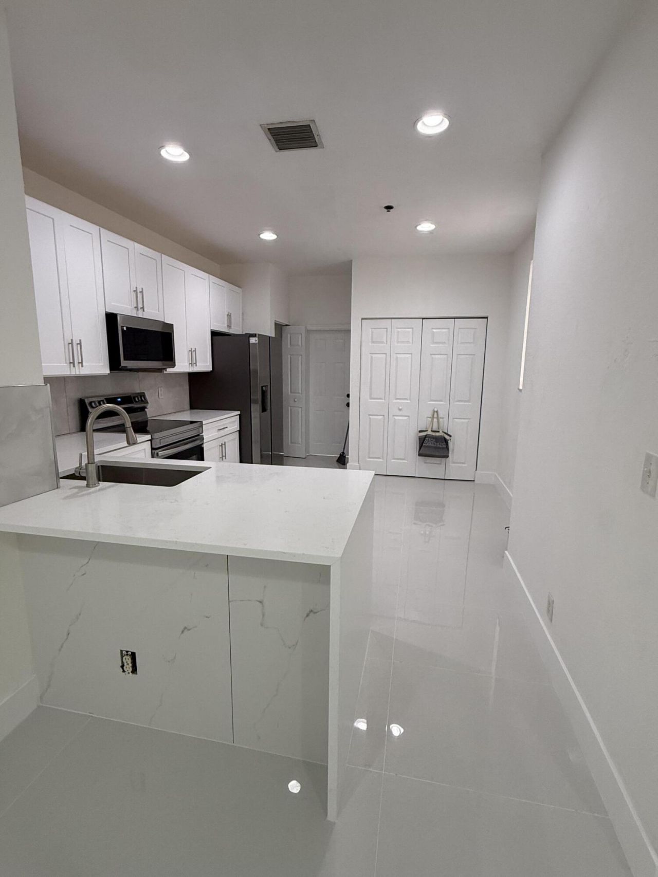 3906 Cherry Lane, Unit 3906, Weston, FL 33332 Photo