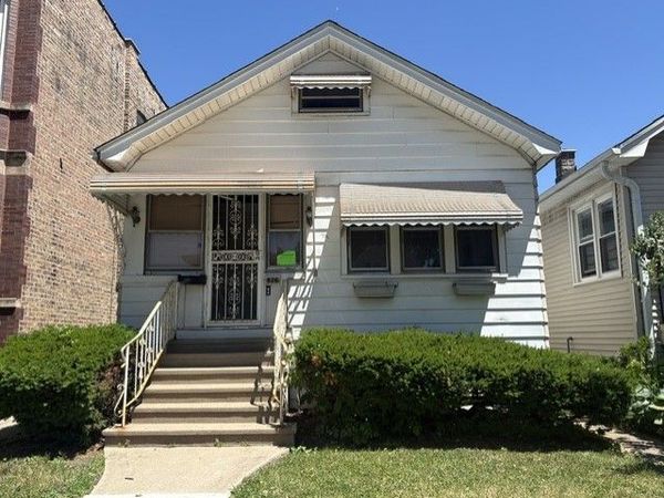 826 Circle Avenue , Forest Park, IL 60130