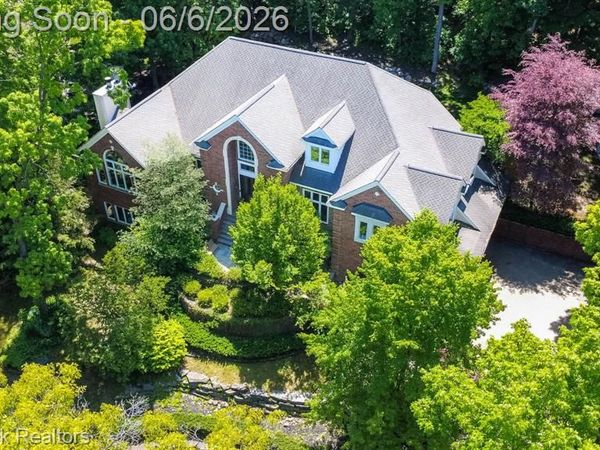 6604 College Park, Springfield Twp, MI 48346
