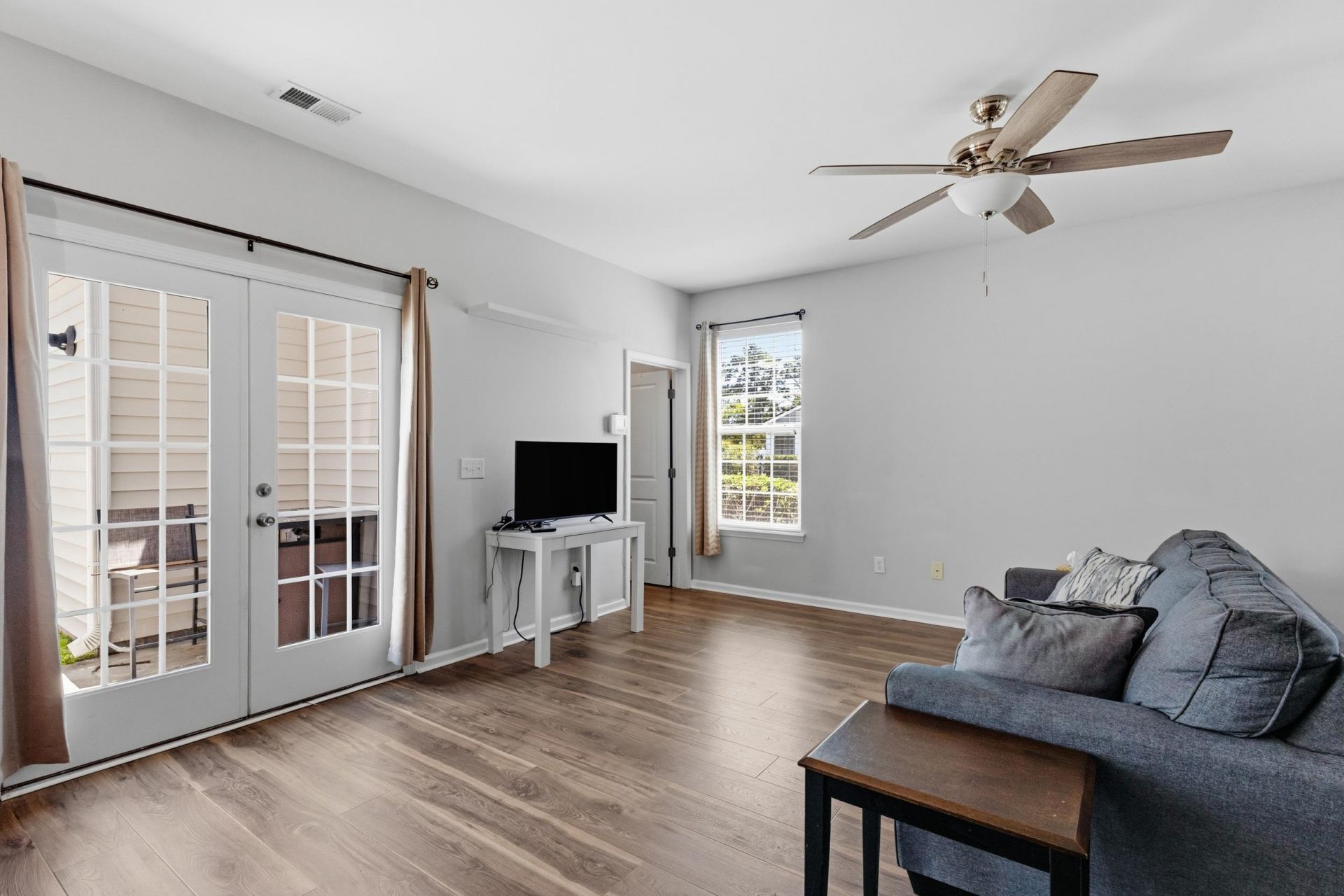 4536 Livorn Loop  Photo 16