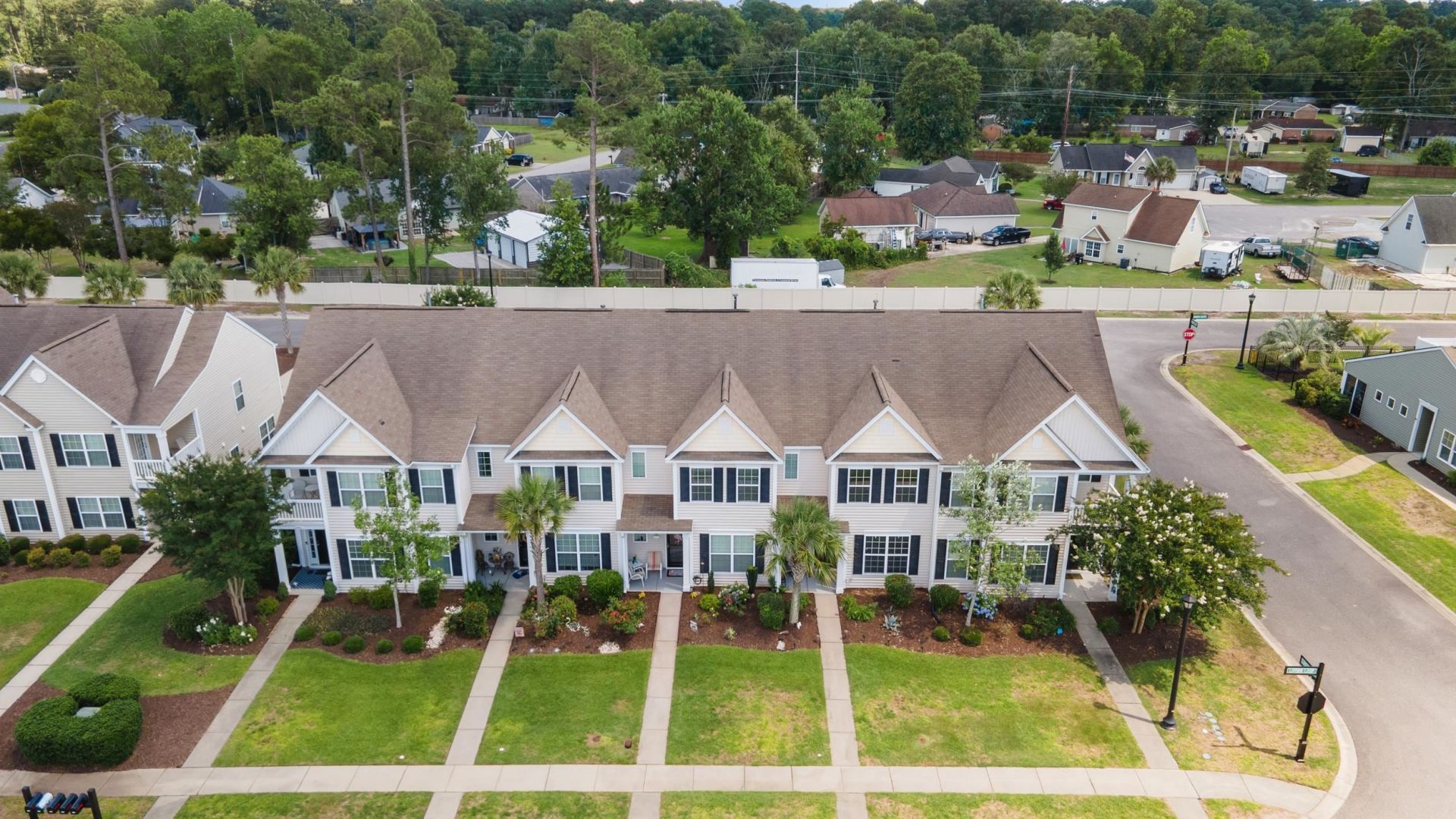4536 Livorn Loop  Photo 4