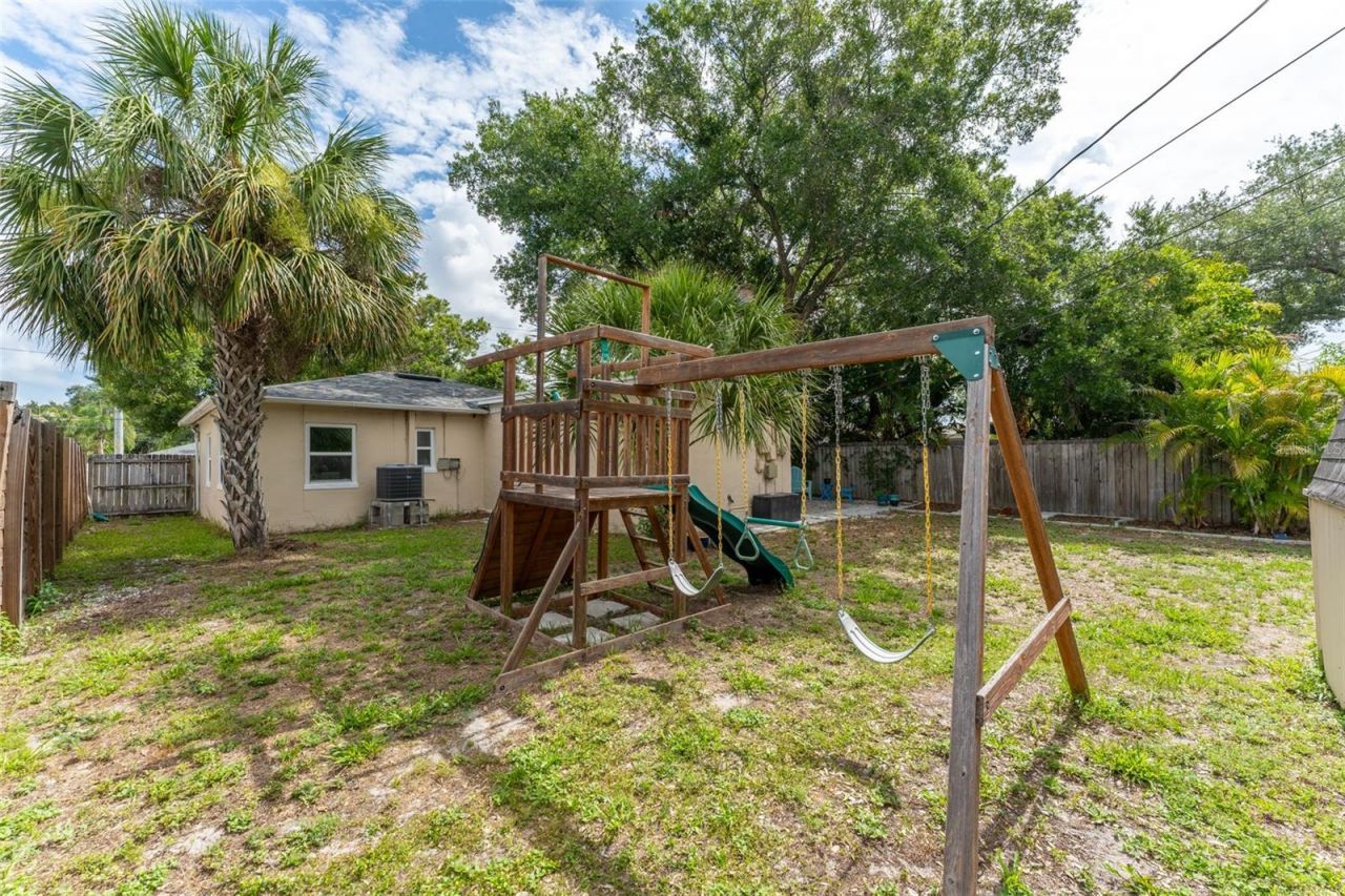 130 41st Avenue Ne, Saint Petersburg, FL 33703 Photo