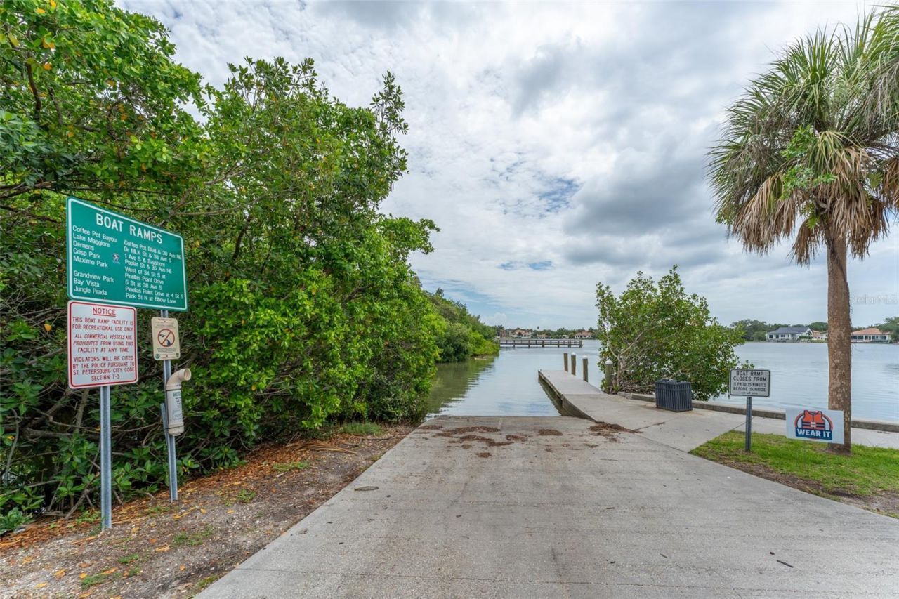 130 41st Avenue Ne, Saint Petersburg, FL 33703 Photo