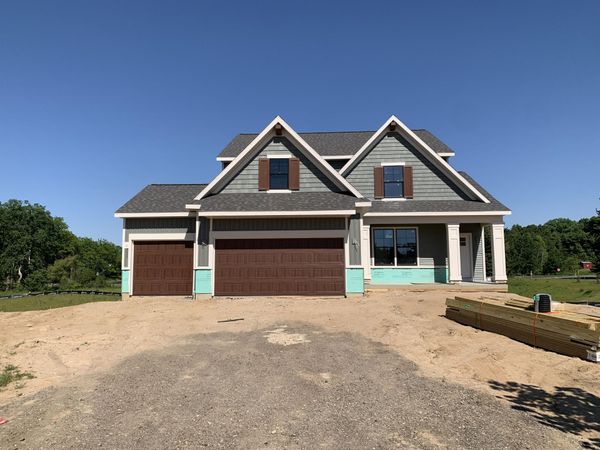 7900 Woodhurst Drive NE, Rockford, MI 49341