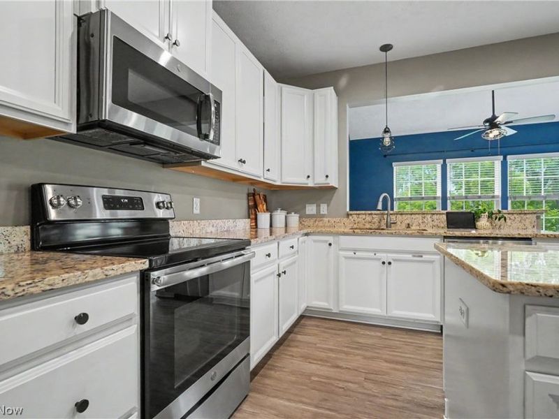 1705 Gate House Street NE, Canton, OH 44721 Photo 10