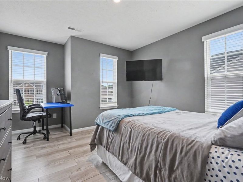 1705 Gate House Street NE, Canton, OH 44721 Photo 33