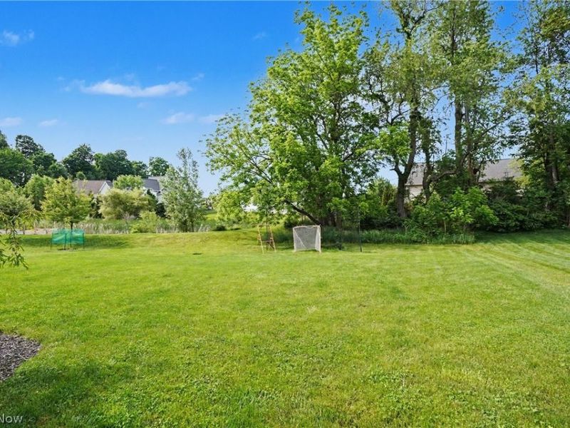 1705 Gate House Street NE, Canton, OH 44721 Photo 42