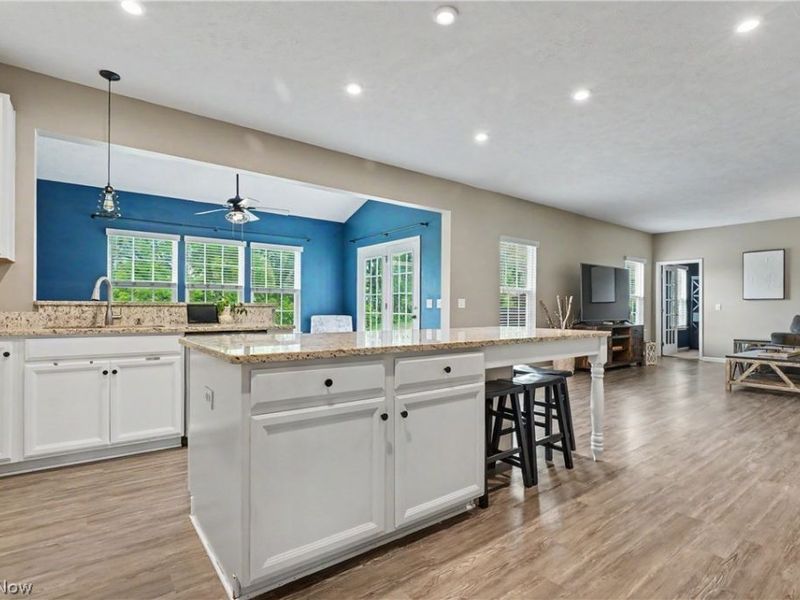 1705 Gate House Street NE, Canton, OH 44721 Photo 8