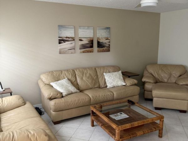 3037 Cornwall B, Boca Raton, FL 33434