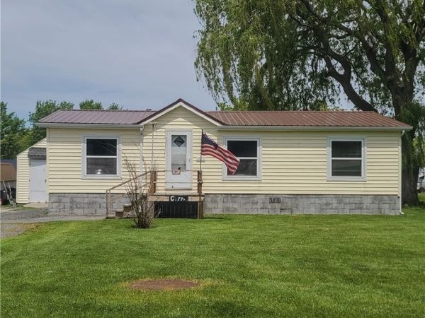 1071 Pine Street , Cape Vincent, NY 13618