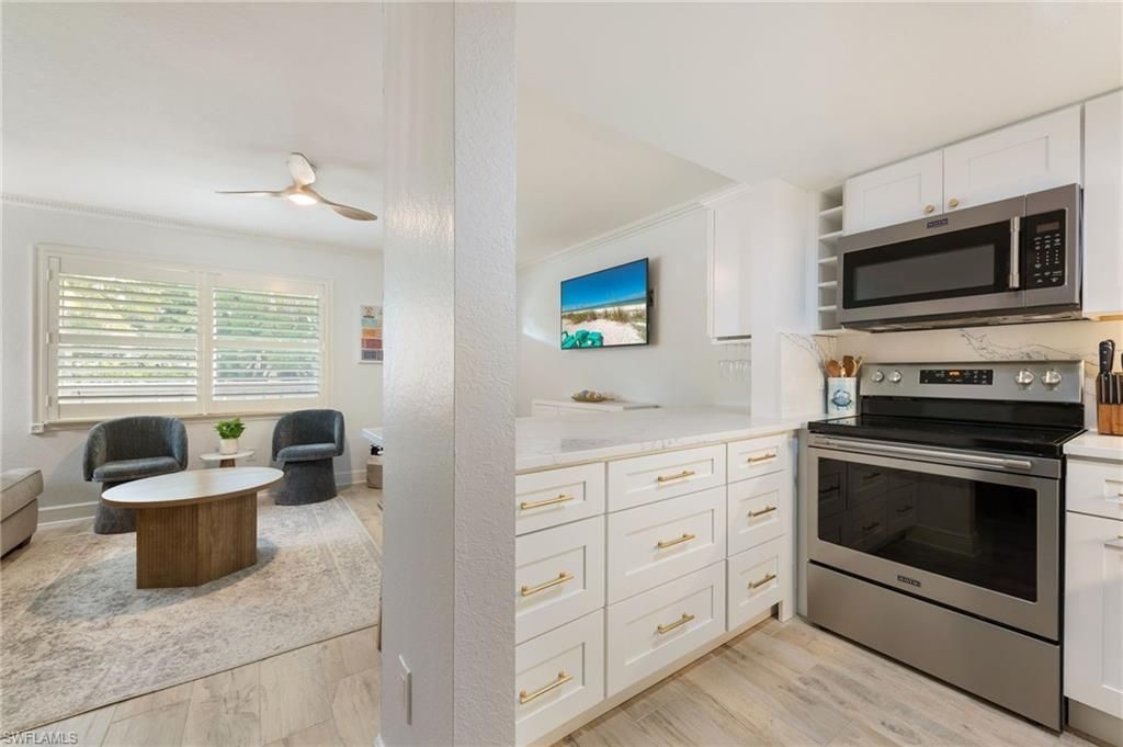 950 7th Ave S, Unit 23, Naples, FL 34102 Photo