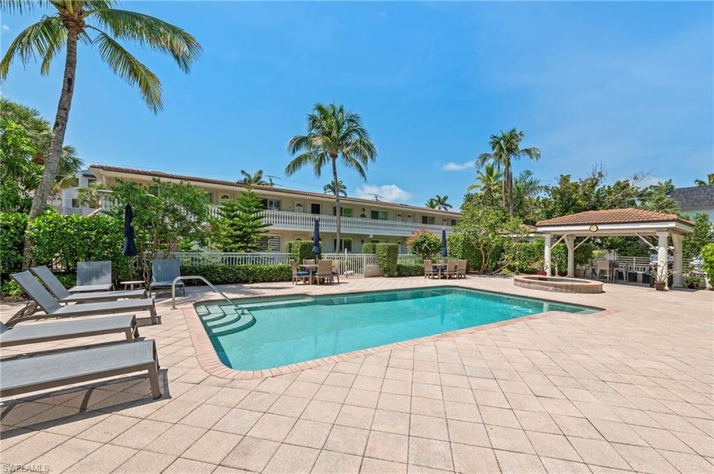 950 7th Ave S, Unit 23, Naples, FL 34102 Photo