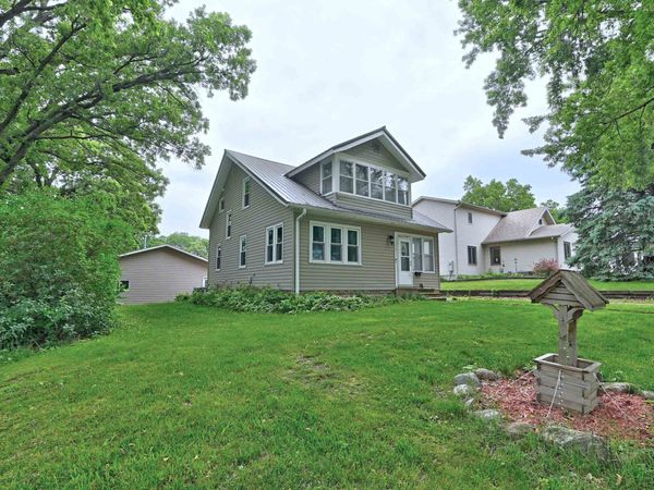 1101 N 5th Street, Estherville, IA 51334