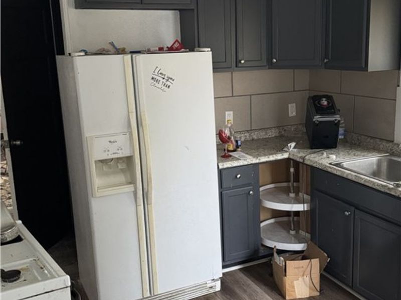 508 Eddy Road, Cleveland, OH 44108 Photo 7