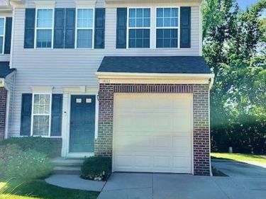 1432 Wellingshire Circle, Cuyahoga Falls, OH 44221