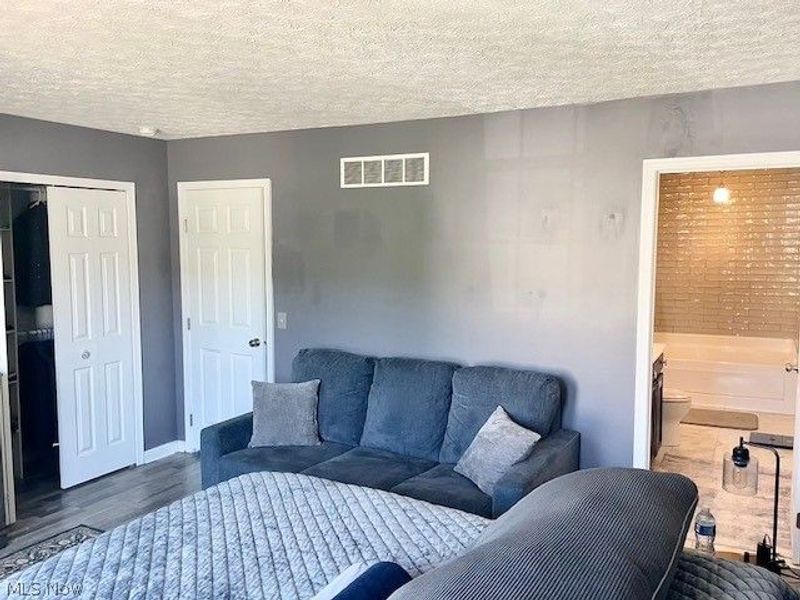 1432 Wellingshire Circle, Cuyahoga Falls, OH 44221 Photo 19