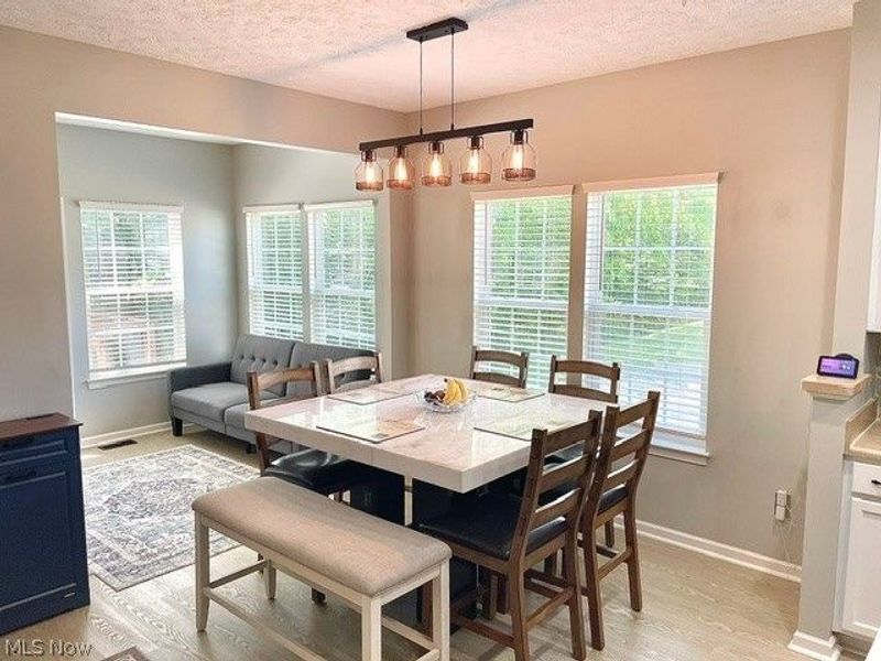 1432 Wellingshire Circle, Cuyahoga Falls, OH 44221 Photo 5