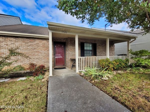 8526 Islandic St, Knoxville, TN 37931