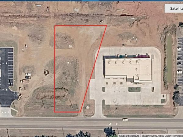 7 E 1 Street, Chandler, OK 74834