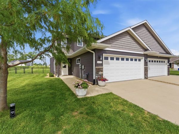617 Dakota Avenue , Tiffin, IA 52340