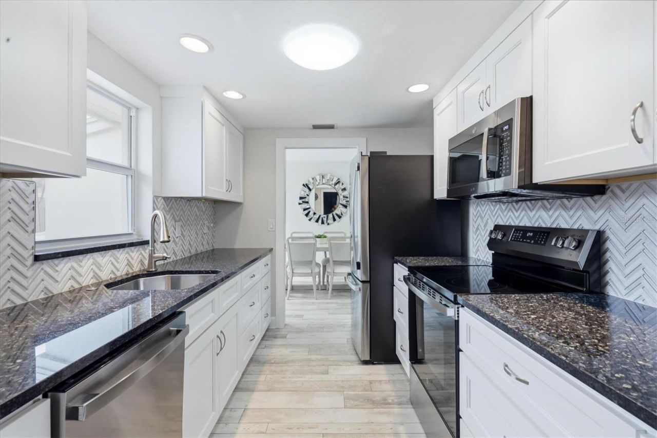104 Whispering Sands Drive , Unit V27, Sarasota, FL 34242 Photo