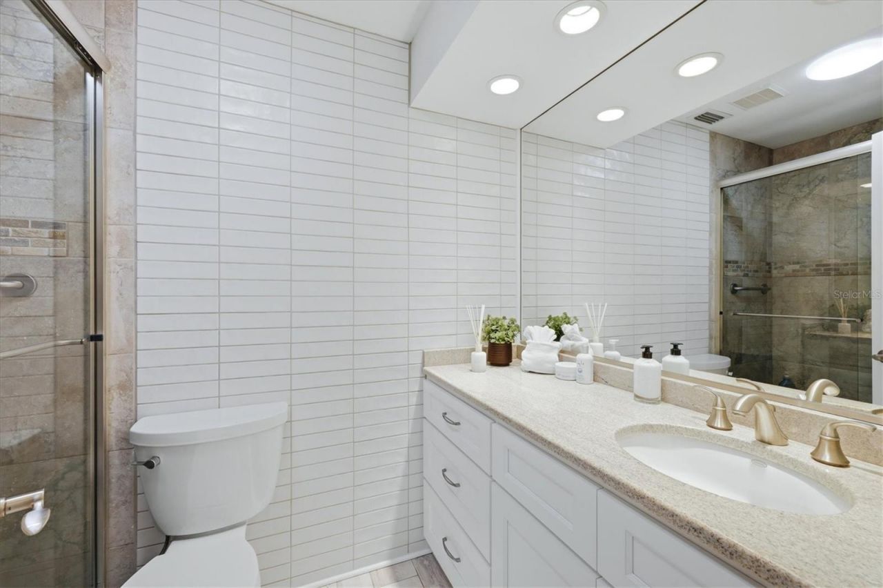 104 Whispering Sands Drive , Unit V27, Sarasota, FL 34242 Photo