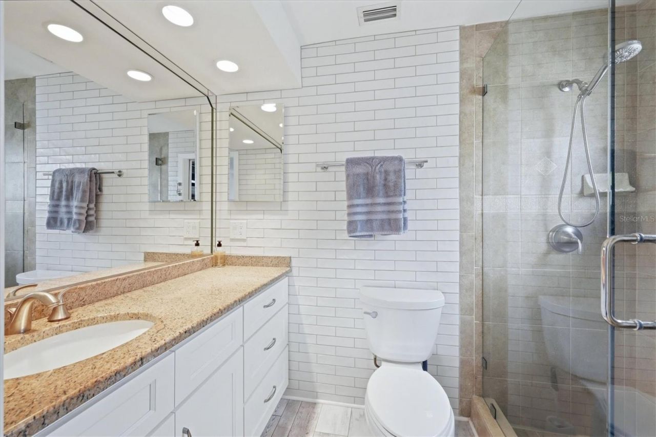 104 Whispering Sands Drive , Unit V27, Sarasota, FL 34242 Photo