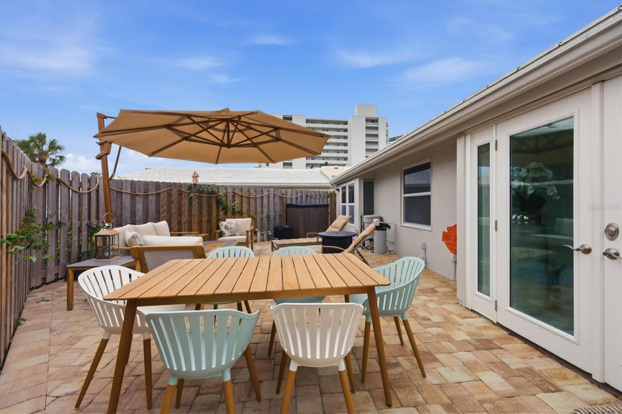 104 Whispering Sands Drive , Unit V27, Sarasota, FL 34242 Photo