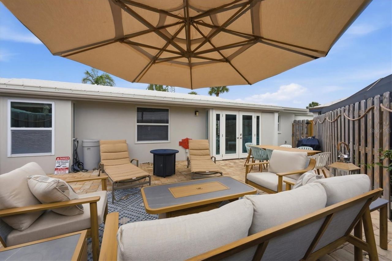 104 Whispering Sands Drive , Unit V27, Sarasota, FL 34242 Photo