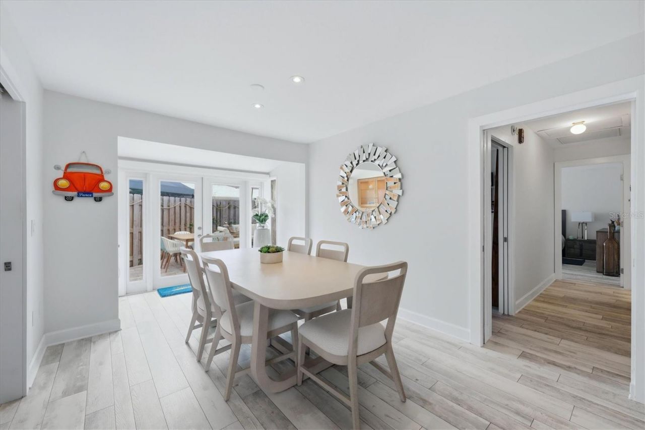 104 Whispering Sands Drive , Unit V27, Sarasota, FL 34242 Photo
