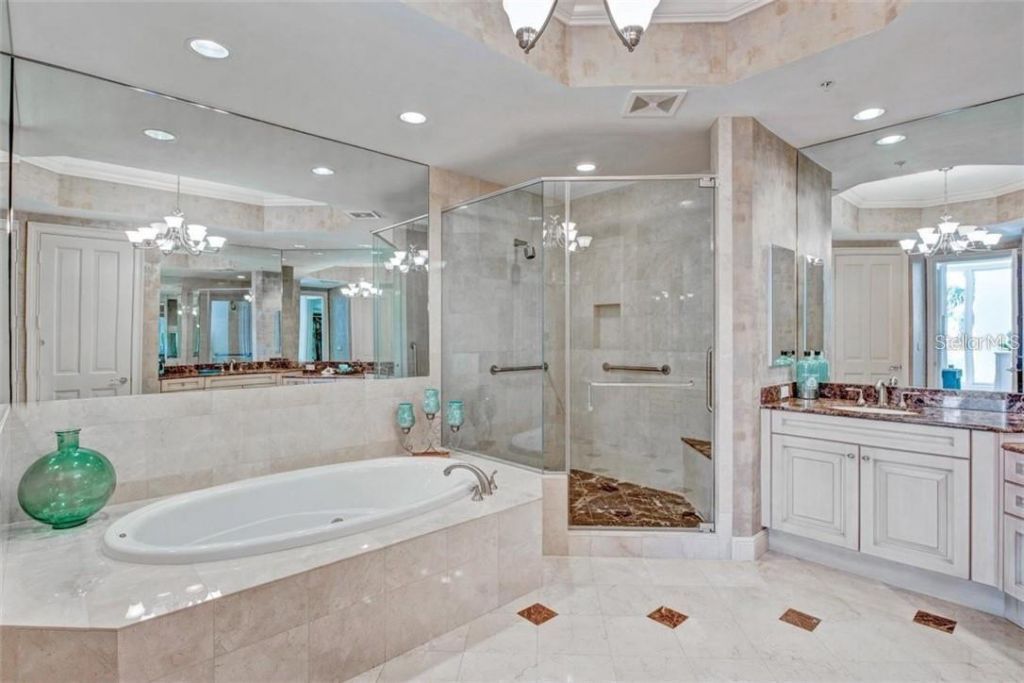 1300 Benjamin Franklin Drive, Unit 301, Sarasota, FL 34236 Photo