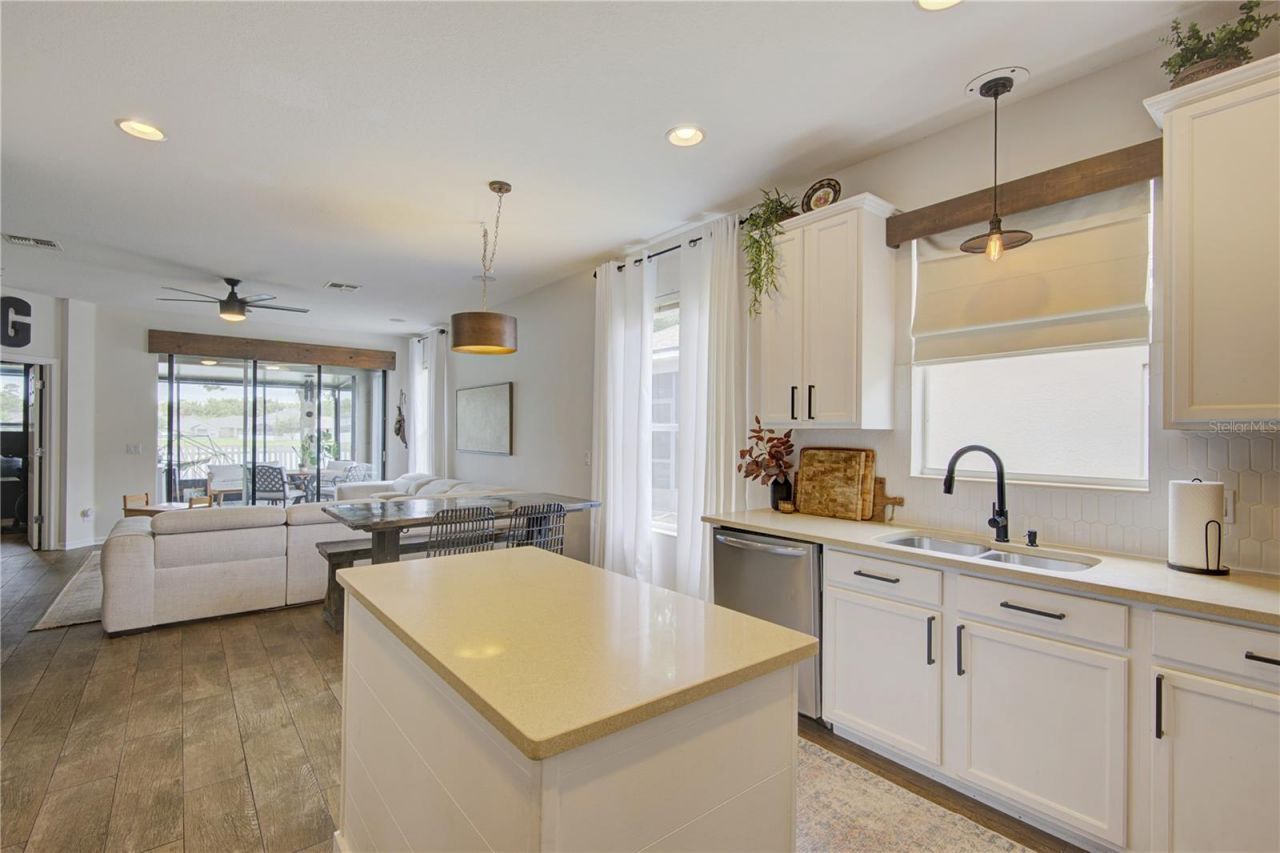15153 Stonebriar Way, Orlando, FL 32826 Photo