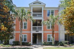 2033 Chatelain Way photo 4