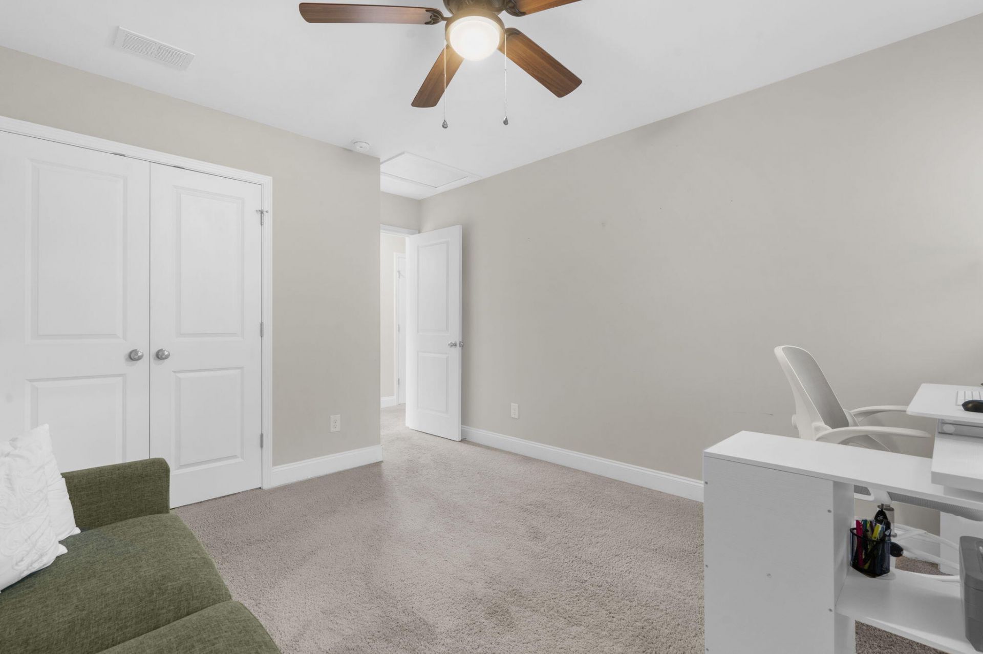2400 Poplar Grove Place Photo 30