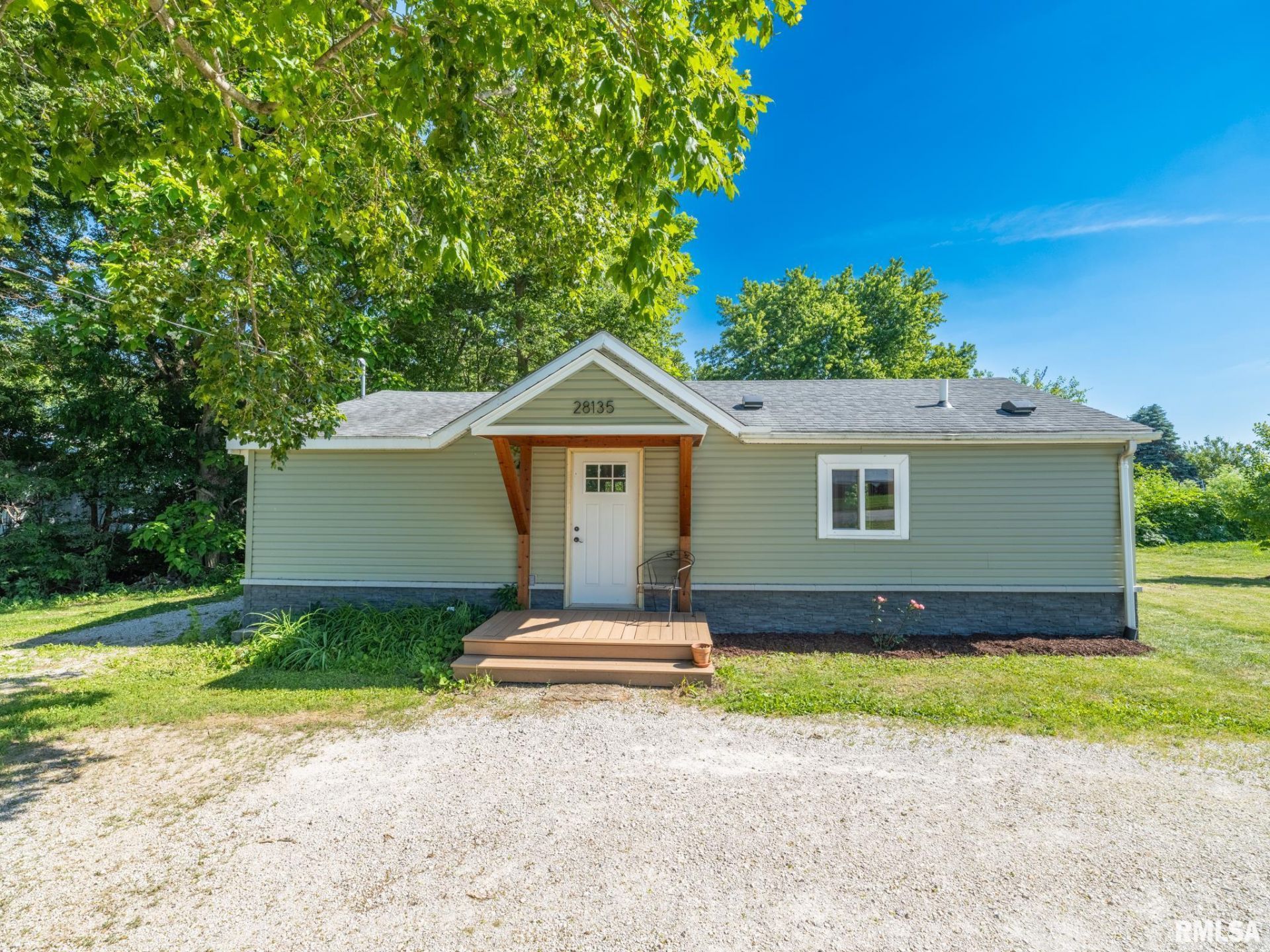 28135 Allentown Road, Tremont, IL 61568 Main Photo