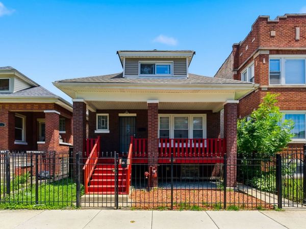 6337 S Rockwell Street , Chicago, IL 60629