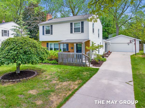 1914 Woodward Avenue SE, Grand Rapids, MI 49506
