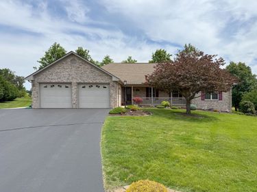 43 LYNN CIR, STUARTS DRAFT, VA 24477