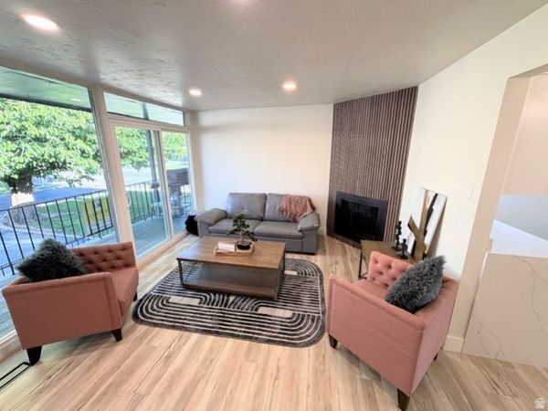 127 E 1100 N, Unit 4, Bountiful, UT 84010