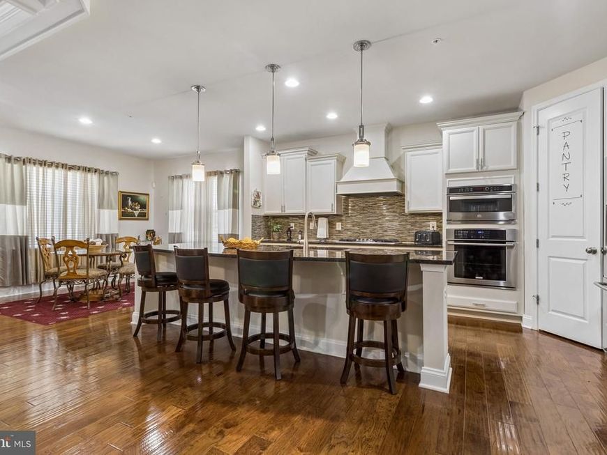11239 Penzance Lane, White Plains, MD 20695 Main Photo