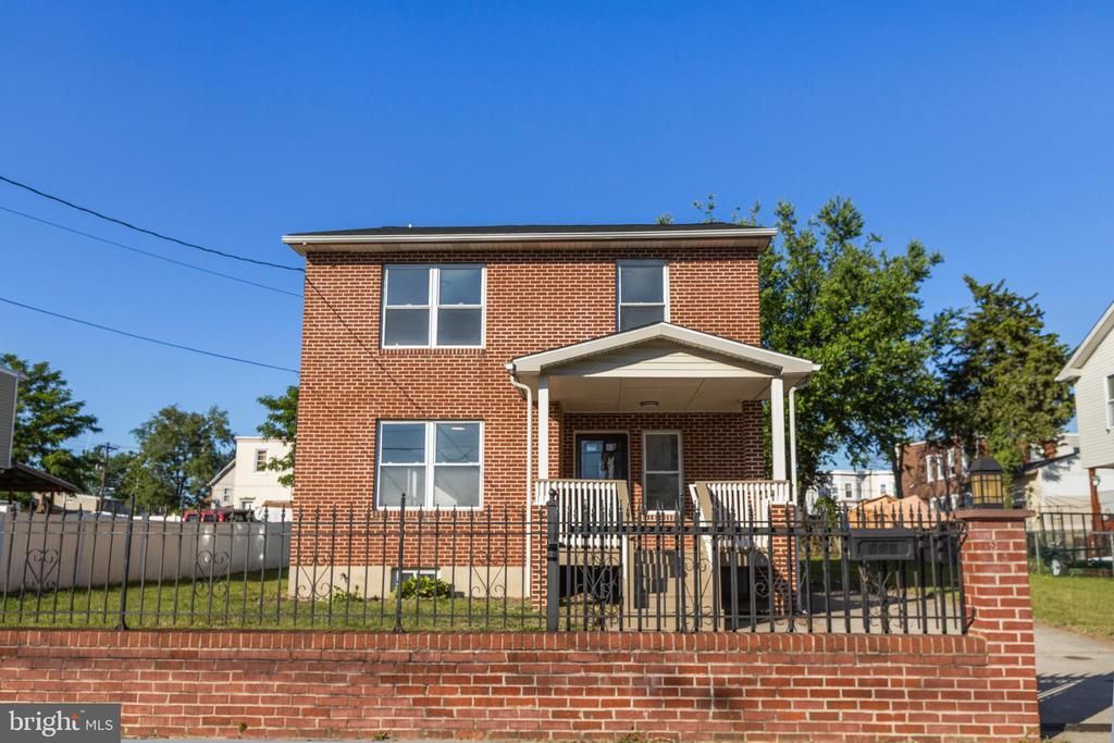 930 Lois Avenue, Camden, NJ 08105 Main Photo