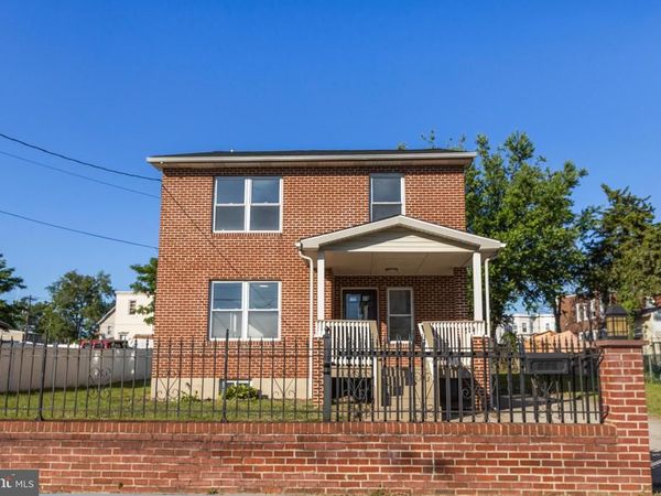 930 LOIS AVENUE, CAMDEN, NJ 08105