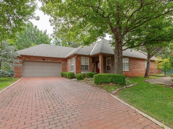 3916 Prairie Hill Court, Edmond, OK 73003